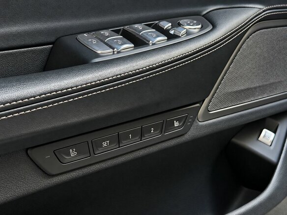 2020 BMW 7 серии 740d xDrive VI (G11/G12) Рестайлинг, серый, 7000000 рублей - вид 21