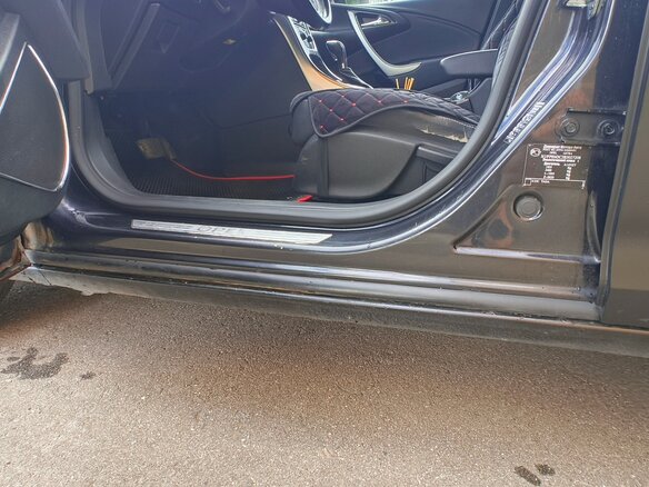 2011 Opel Astra J, чёрный - вид 19