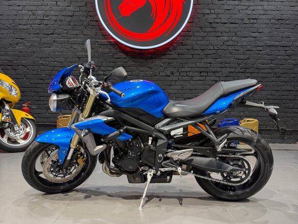 2015 Triumph Street Triple, синий, 545000 рублей - вид 3