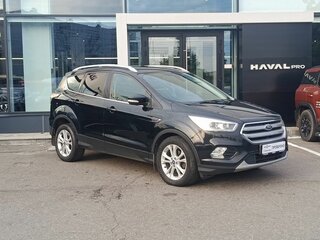 2017 Ford Kuga II Рестайлинг, чёрный, 1199000 рублей, вид 3