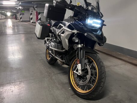 2021 BMW R 1250 GS, чёрный, 1850000 рублей, вид 1