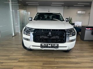 2025 Mitsubishi L200 VI, белый, 6200000 рублей, вид 3