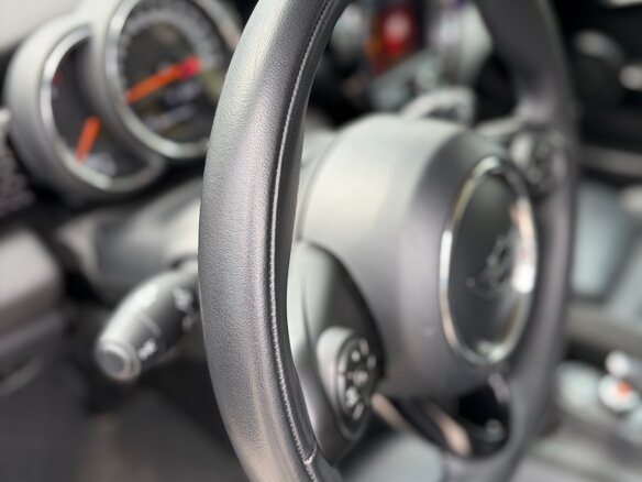 2019 Mini Hatch Cooper S III (F55/F56) Рестайлинг, серебристый, 2299000 рублей - вид 15