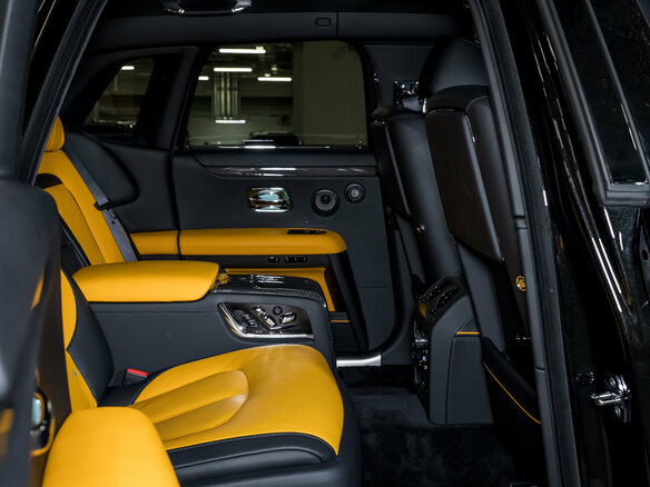 2023 Rolls-Royce Ghost Black Badge II (Series I), чёрный, 35000000 рублей - вид 38