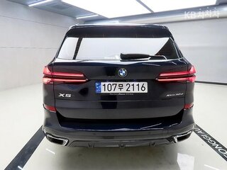 2024 BMW X5 30d IV (G05/G18) Рестайлинг, чёрный, 10600010 рублей, вид 3