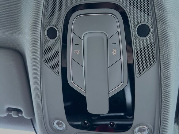 2016 Audi A4 V (B9), серый, 1850000 рублей - вид 18
