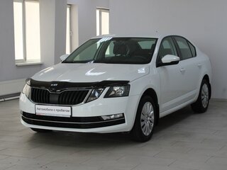 2019 Skoda Octavia III (A7) Рестайлинг, белый, 1639900 рублей, вид 3