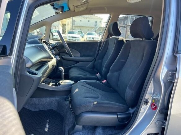 2012 Honda Fit II, серый, 610000 рублей - вид 12