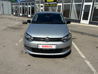 2013 Volkswagen Polo V, серебристый, 800000 рублей, вид 3