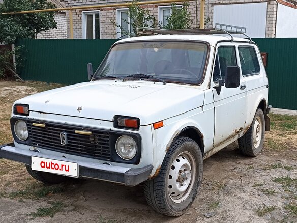 1997 Lada (ВАЗ) 2121 (4x4) I Рестайлинг, белый, 182000 рублей