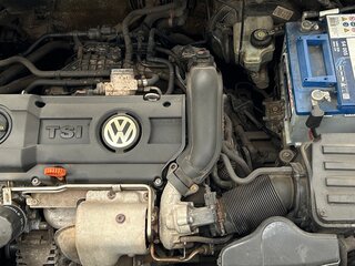 2011 Volkswagen Golf VI, чёрный, 690000 рублей, вид 5