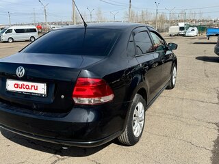2012 Volkswagen Polo V, чёрный, 650000 рублей, вид 4