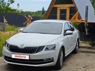2017 Skoda Octavia III (A7) Рестайлинг, белый, 1570000 рублей, вид 2