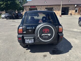 2000 Toyota RAV4 I (XA10), чёрный, 600000 рублей, вид 3