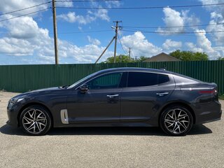 2021 Kia Stinger I Рестайлинг, серый, 2527000 рублей, вид 4