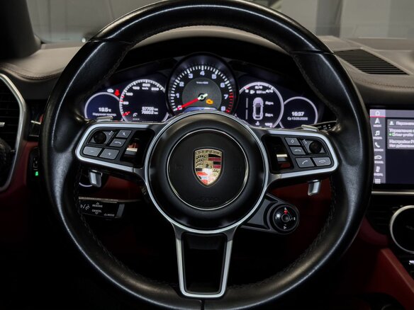 2021 Porsche Cayenne Coupé III, чёрный, 8500000 рублей - вид 13