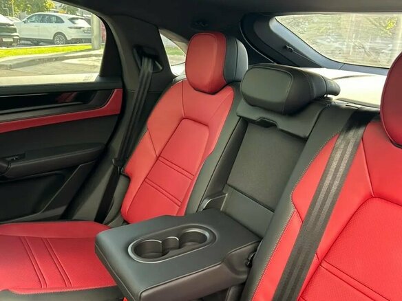 2026 Porsche Cayenne Coupé III Рестайлинг, серый, 18890000 рублей - вид 17