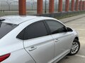 2018 Hyundai Solaris II, серебристый, 1400000 рублей - вид 5