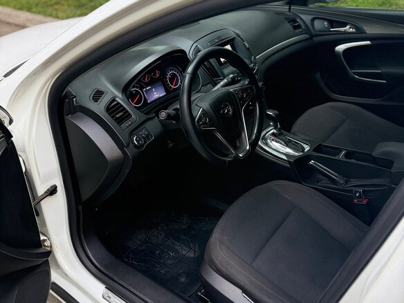 2014 Opel Insignia I Рестайлинг, белый, 820000 рублей - вид 12