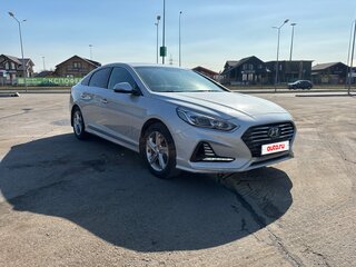 2019 Hyundai Sonata VII (LF) Рестайлинг, серебристый, 1700000 рублей, вид 2