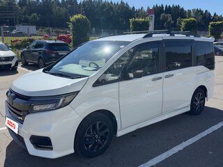 2021 Honda Stepwgn Spada V Рестайлинг, белый, 3000000 рублей, вид 5
