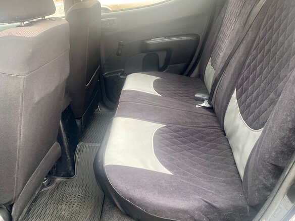 2014 Mitsubishi L200 IV, чёрный, 1200000 рублей - вид 12