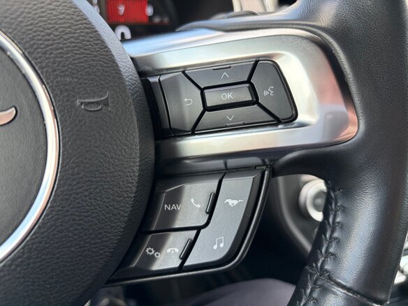 2020 Ford Mustang VI Рестайлинг, оранжевый, 3450000 рублей - вид 30