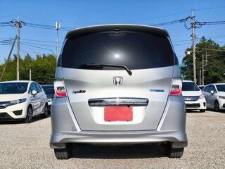 2016 Honda Freed Spike I Рестайлинг 2, серебристый, 815000 рублей, вид 4