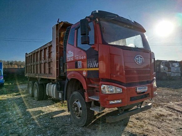 2021 FAW J6 CA3250, красный, 2964000 рублей - вид 1