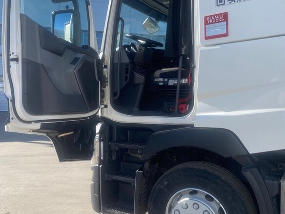 2019 Renault T-Series, белый, 6250000 рублей - вид 15