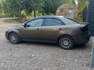 2009 Kia Cerato 4-speed II, коричневый, 750000 рублей, вид 4