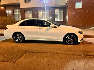 2021 Mercedes-Benz E-Класс 250 V (W213, S213, C238) Рестайлинг, белый, 4500000 рублей, вид 4