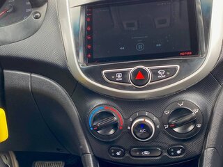 2012 Hyundai Solaris I, чёрный, 850000 рублей, вид 4