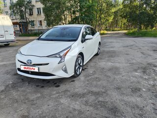 2016 Toyota Prius IV (XW50), белый, 1480000 рублей, вид 1