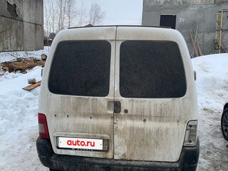 2006 Citroen Berlingo I Рестайлинг, белый, 196000 рублей, вид 3
