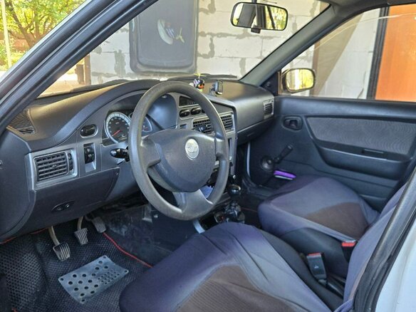 2011 Daewoo Nexia I Рестайлинг, белый, 300000 рублей - вид 4