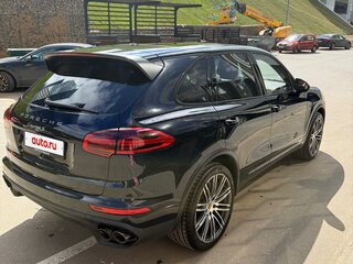 2017 Porsche Cayenne S Diesel II Рестайлинг (958), синий, 7500000 рублей, вид 5