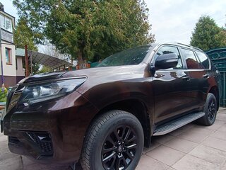 2020 Toyota Land Cruiser Prado 150 Series Рестайлинг 3, коричневый, 5250000 рублей, вид 3
