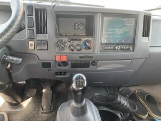 2024 Isuzu Elf (N-series), белый, 5000000 рублей, вид 4