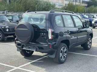 2026 Lada (ВАЗ) Niva Travel I Рестайлинг, зелёный, 1712000 рублей, вид 3