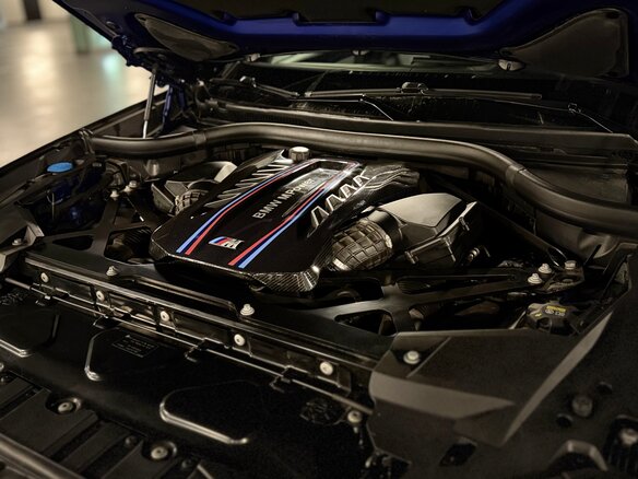 2021 BMW X6 M Competition III (F96), синий, 11800000 рублей - вид 14