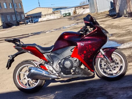 2011 Honda VFR 1200, чёрный, 830000 рублей, вид 2