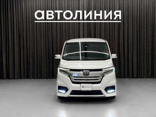Honda Stepwgn Spada V Рестайлинг