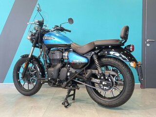 2026 Royal Enfield Meteor, синий, 528000 рублей, вид 4
