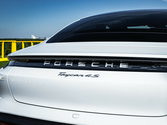 2020 Porsche Taycan 4S I, белый - вид 16
