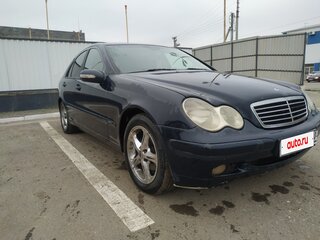2004 Mercedes-Benz C-Класс 180 II (W203) Рестайлинг, синий, 400000 рублей, вид 2