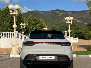 2022 Porsche Macan I Рестайлинг 2, серый, 7890000 рублей, вид 3