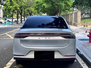 2023 Aion S Plus 70, серебристый, 1827033 рублей, вид 5