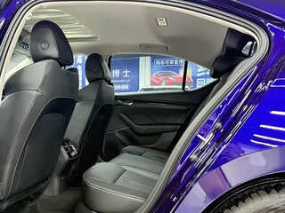 2022 Skoda Octavia III (A7) Рестайлинг, фиолетовый, 2220000 рублей, вид 4