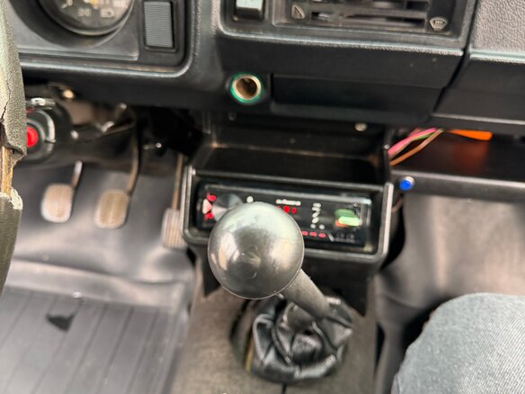 2008 Lada (ВАЗ) 2105, коричневый - вид 29
